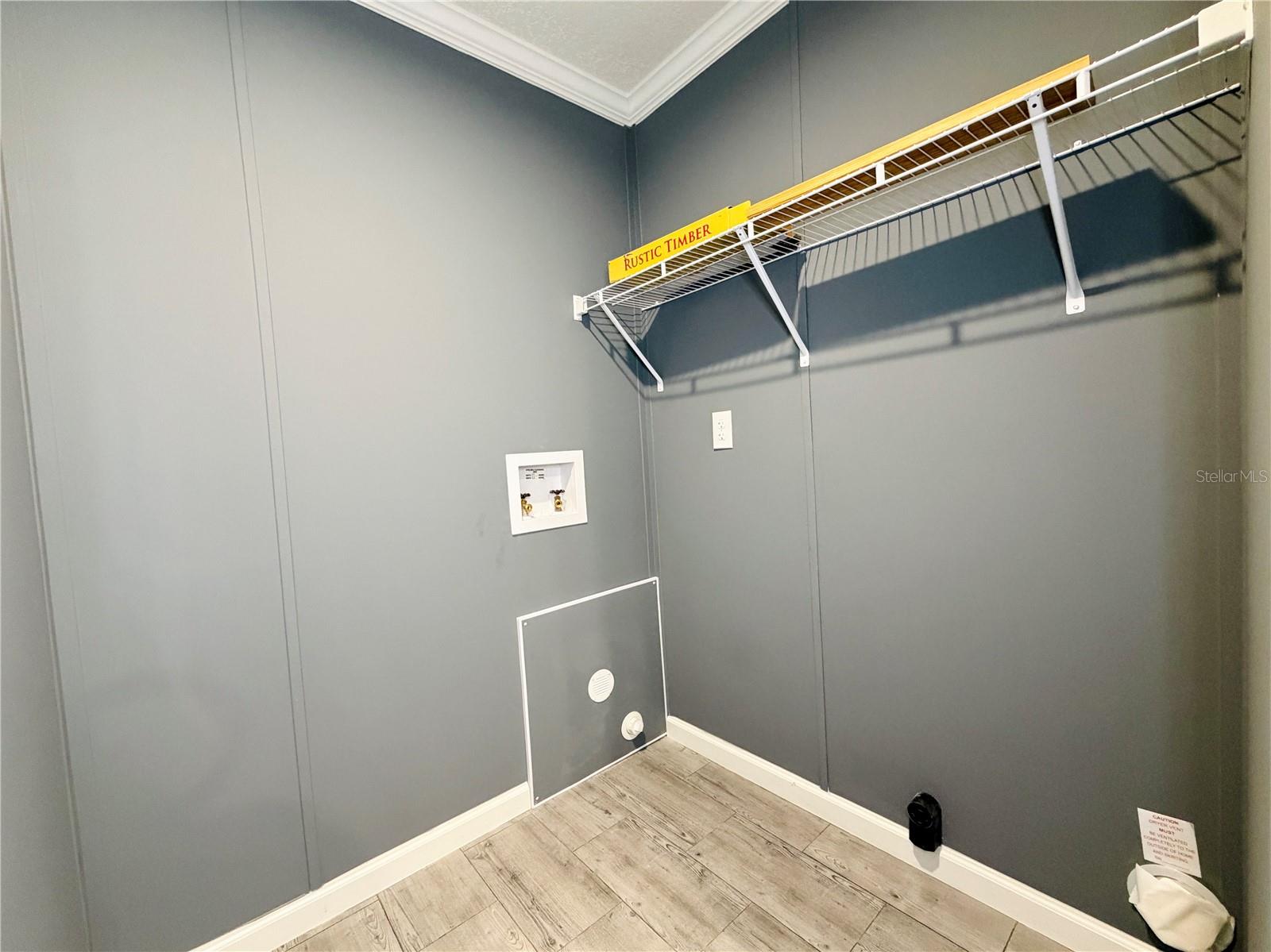 Image 33 of 63 For 10350 Deer Run