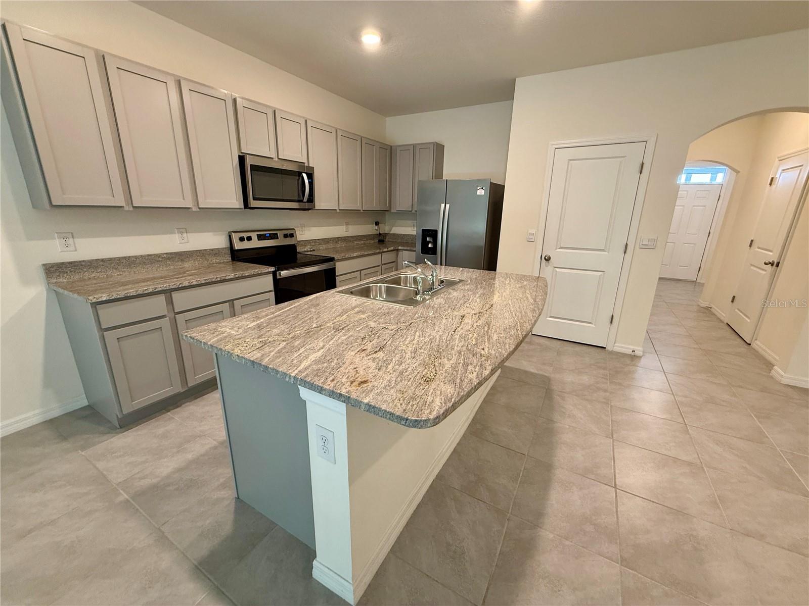 Image 7 of 39 For 13781 9th Road