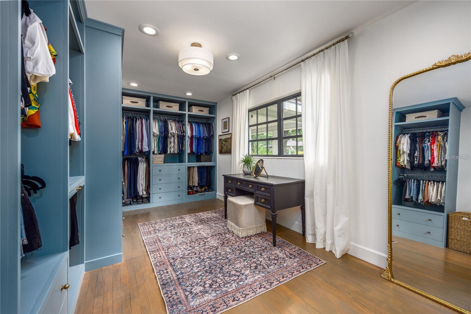 Image 10 of 18 For 4005 9th Court