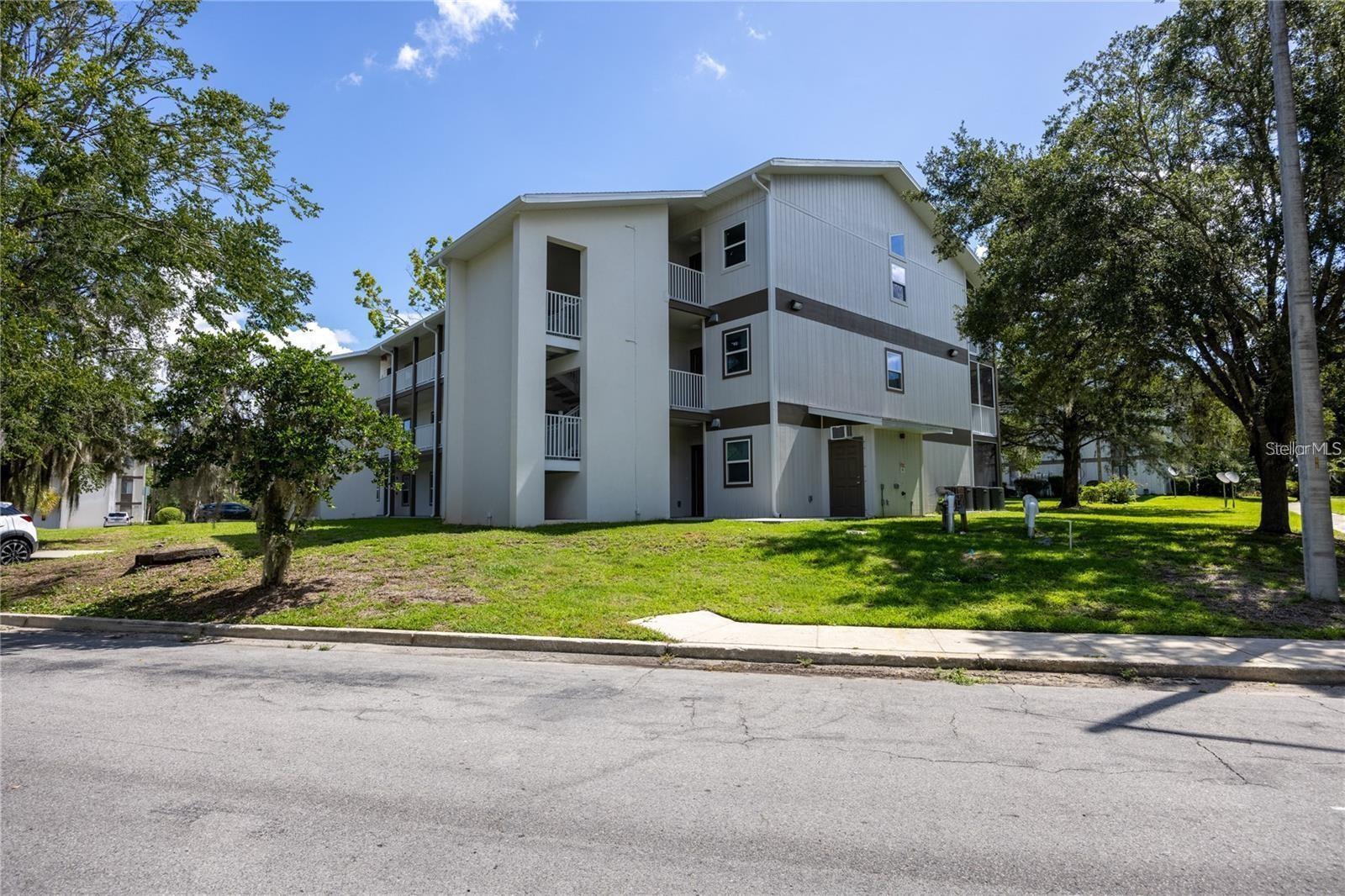 Image 3 of 24 For 6519 Newberry Road 412