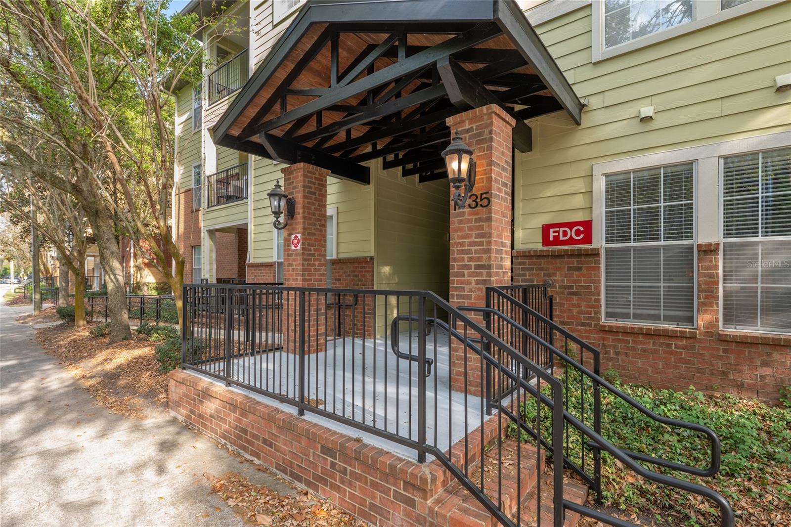 Image 2 of 31 For 1235 9th Road 301