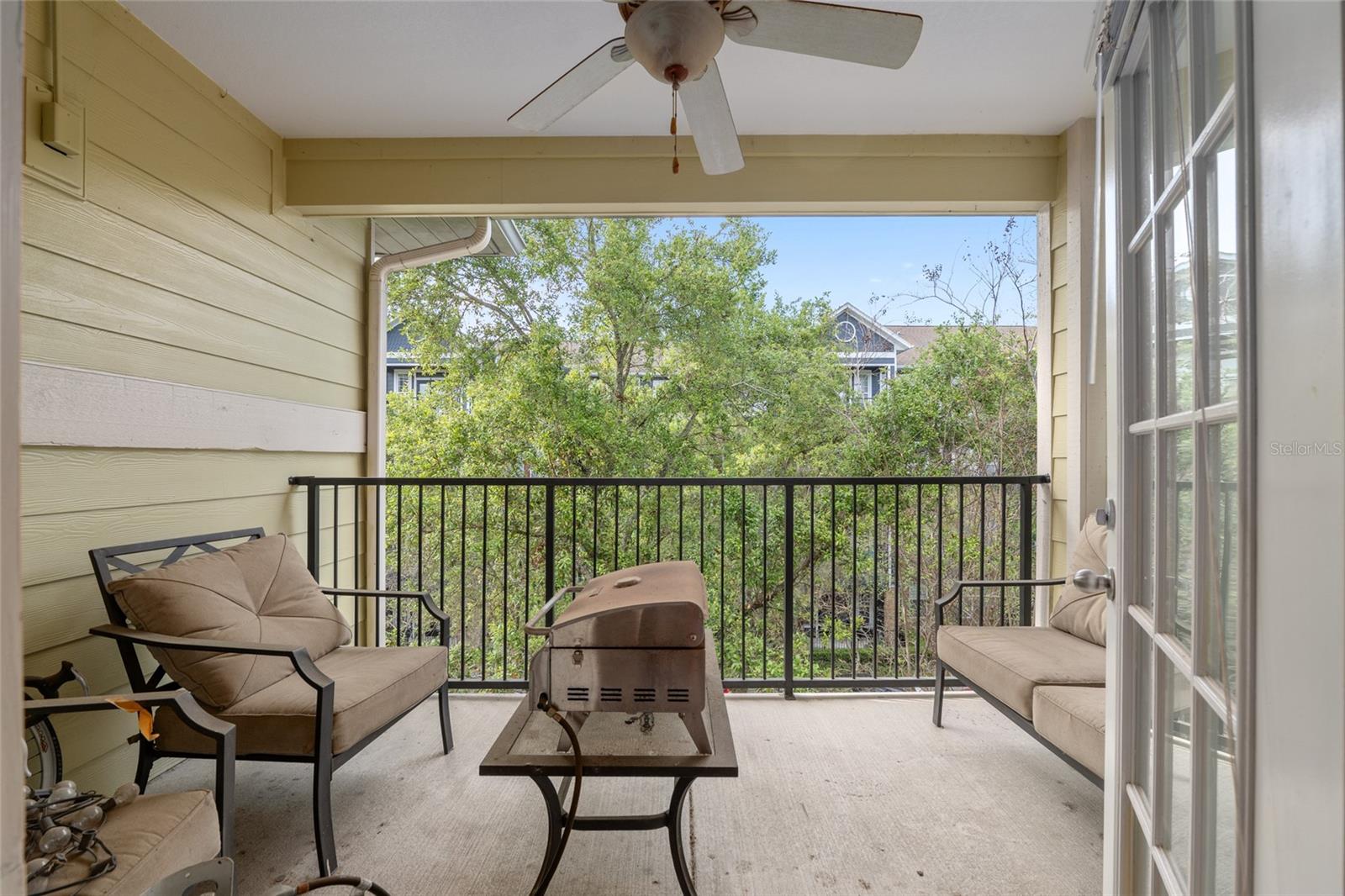 Image 27 of 31 For 1235 9th Road 301