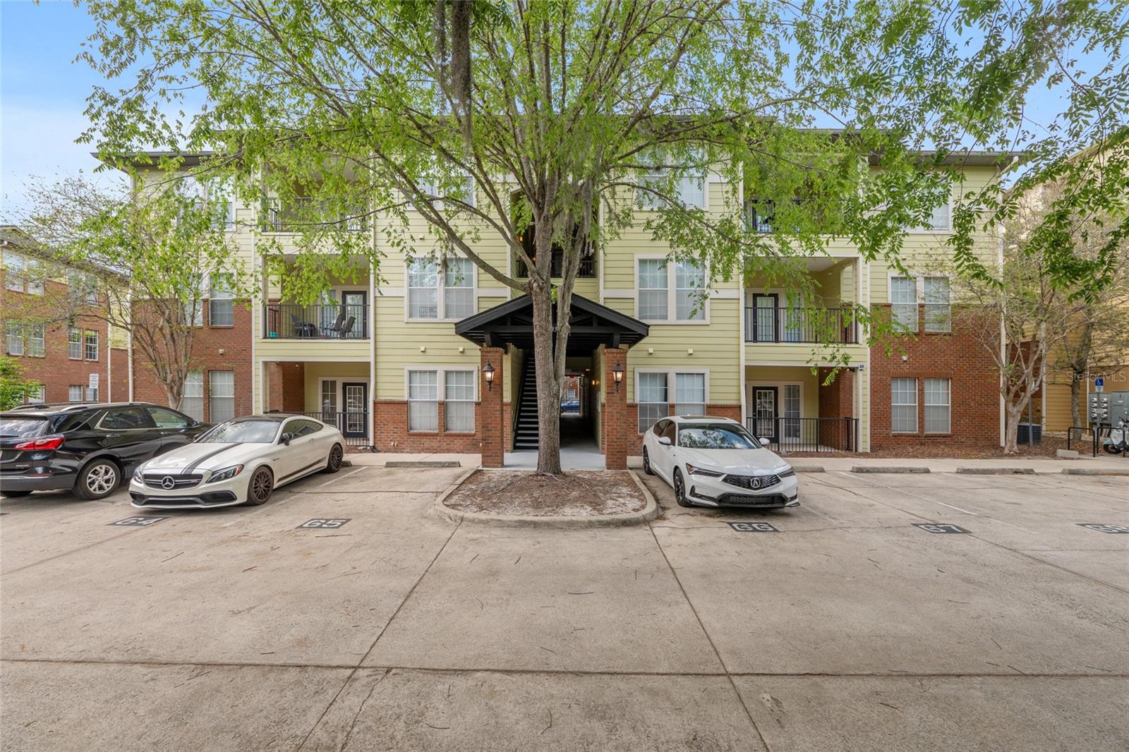 Image 29 of 31 For 1235 9th Road 301