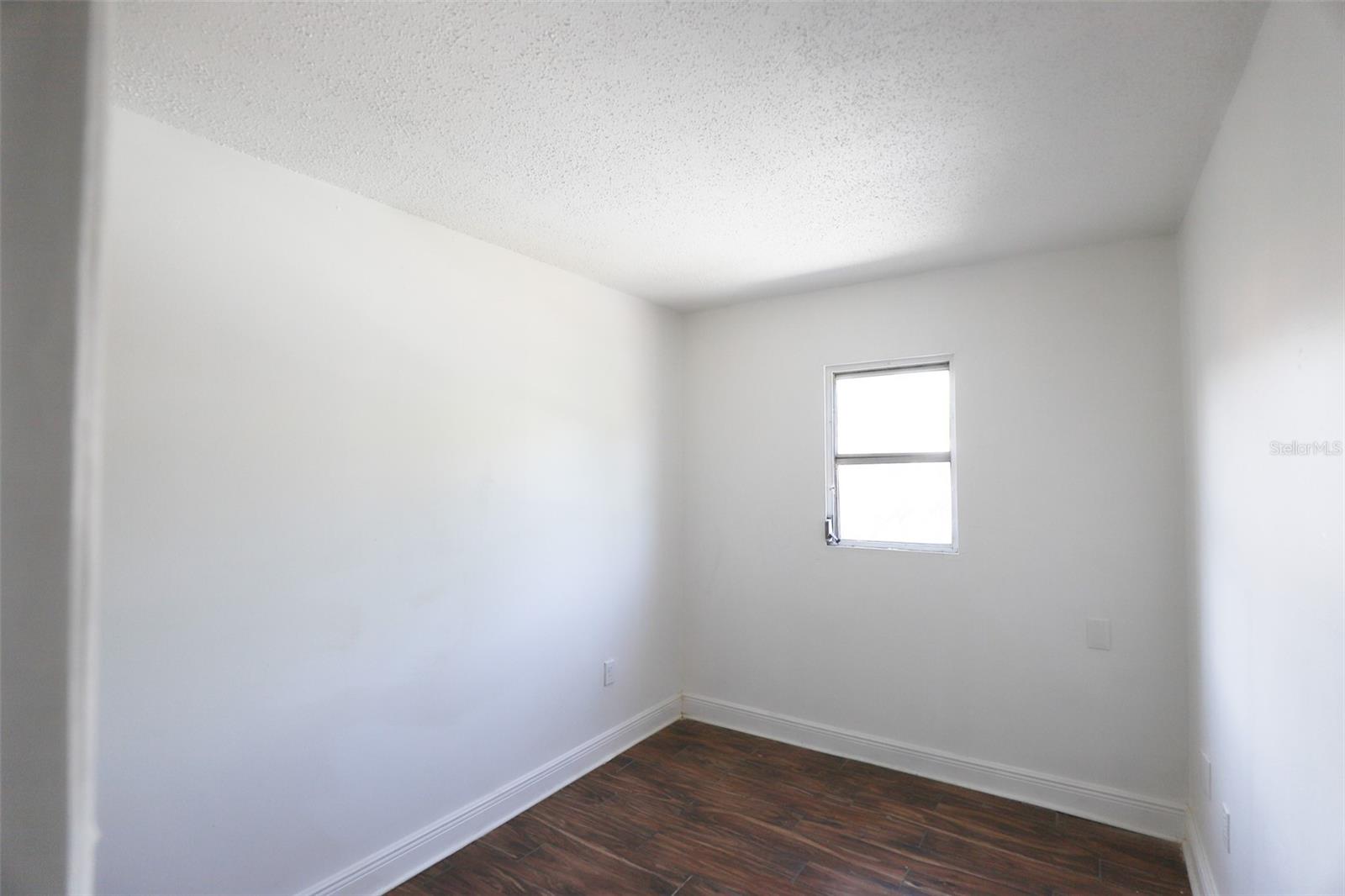 Image 9 of 12 For 914 8th Avenue 19