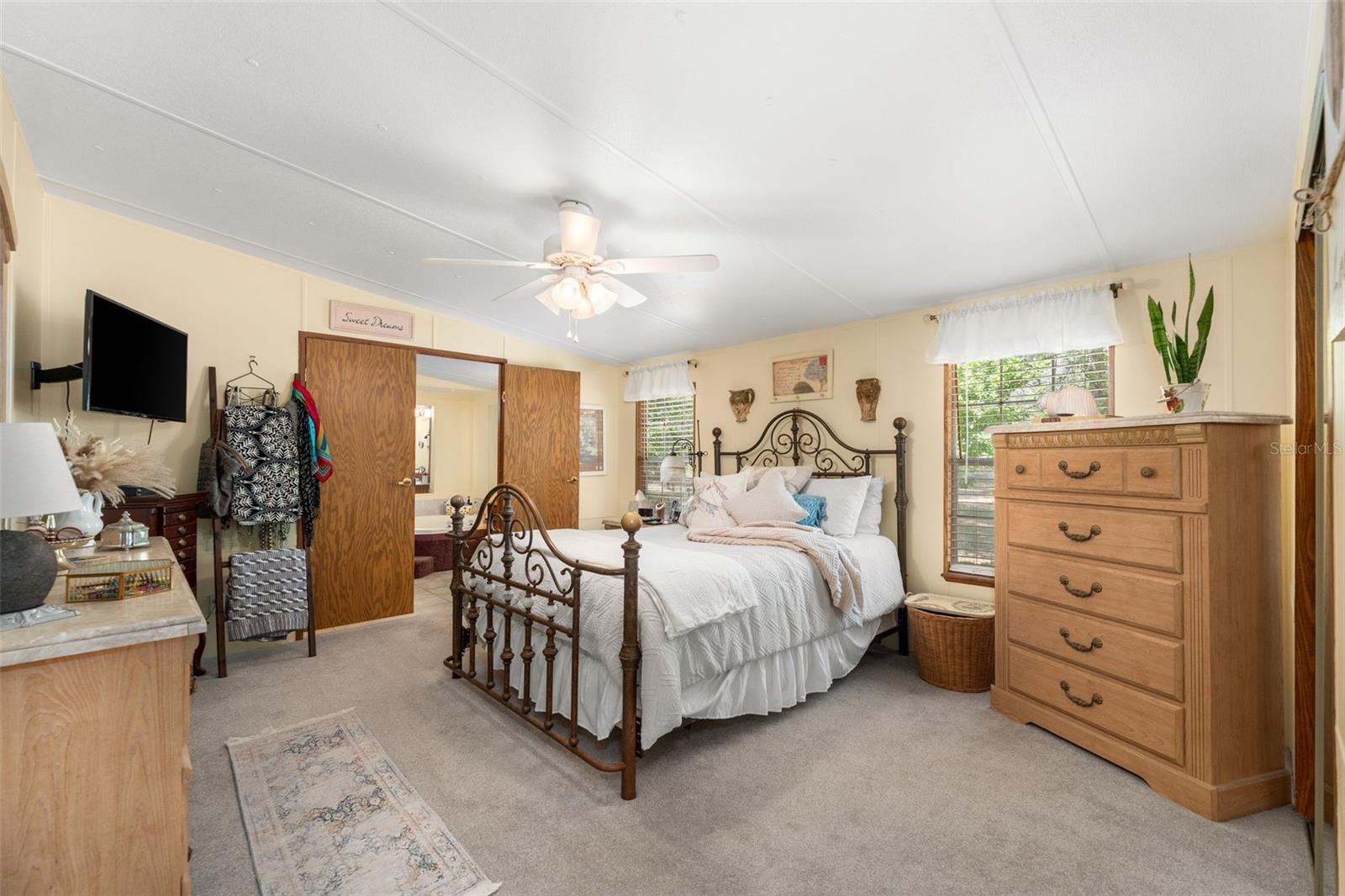 Image 17 of 48 For 3639 80th Avenue