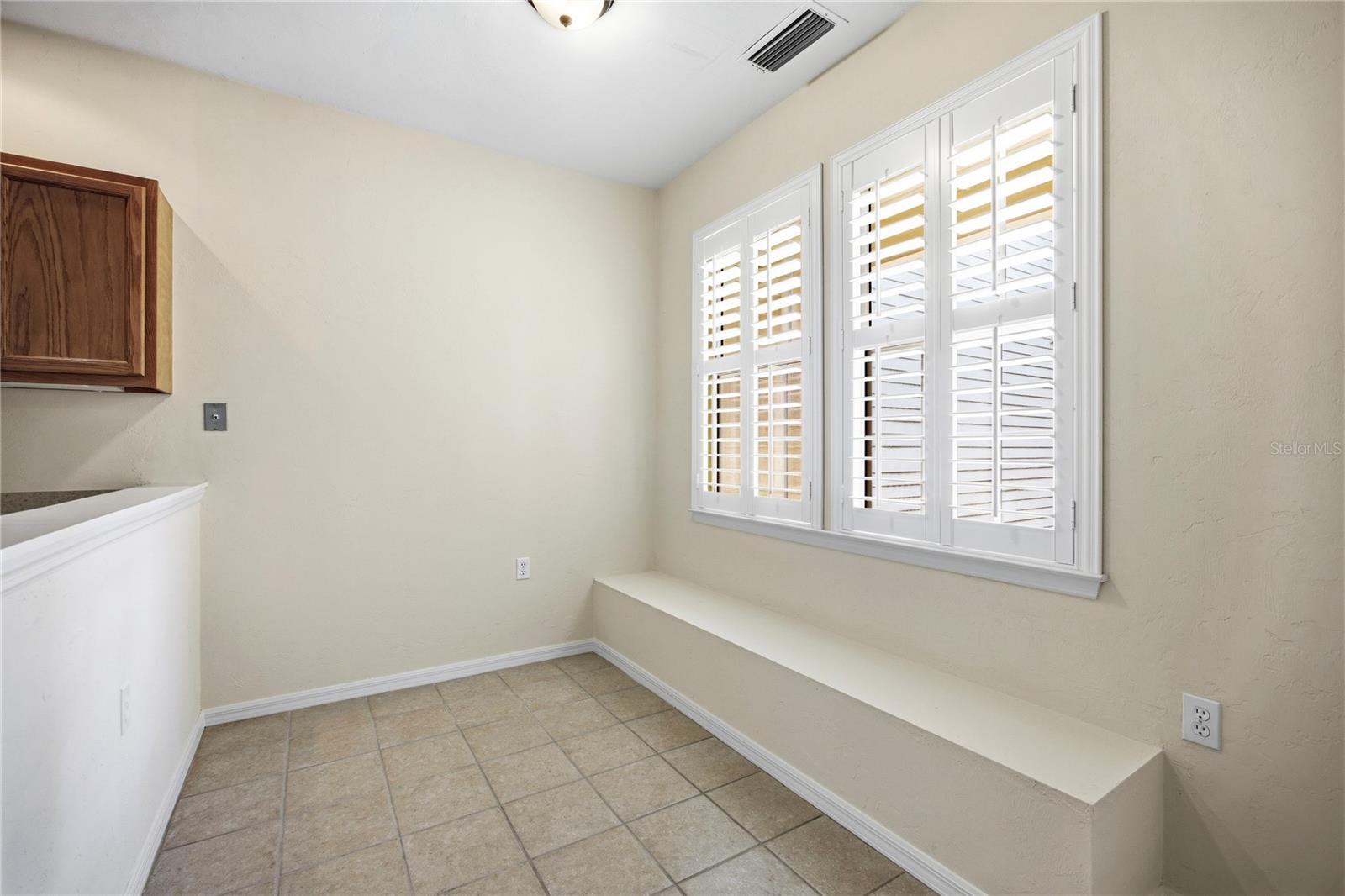 Image 19 of 58 For 11685 19th Place