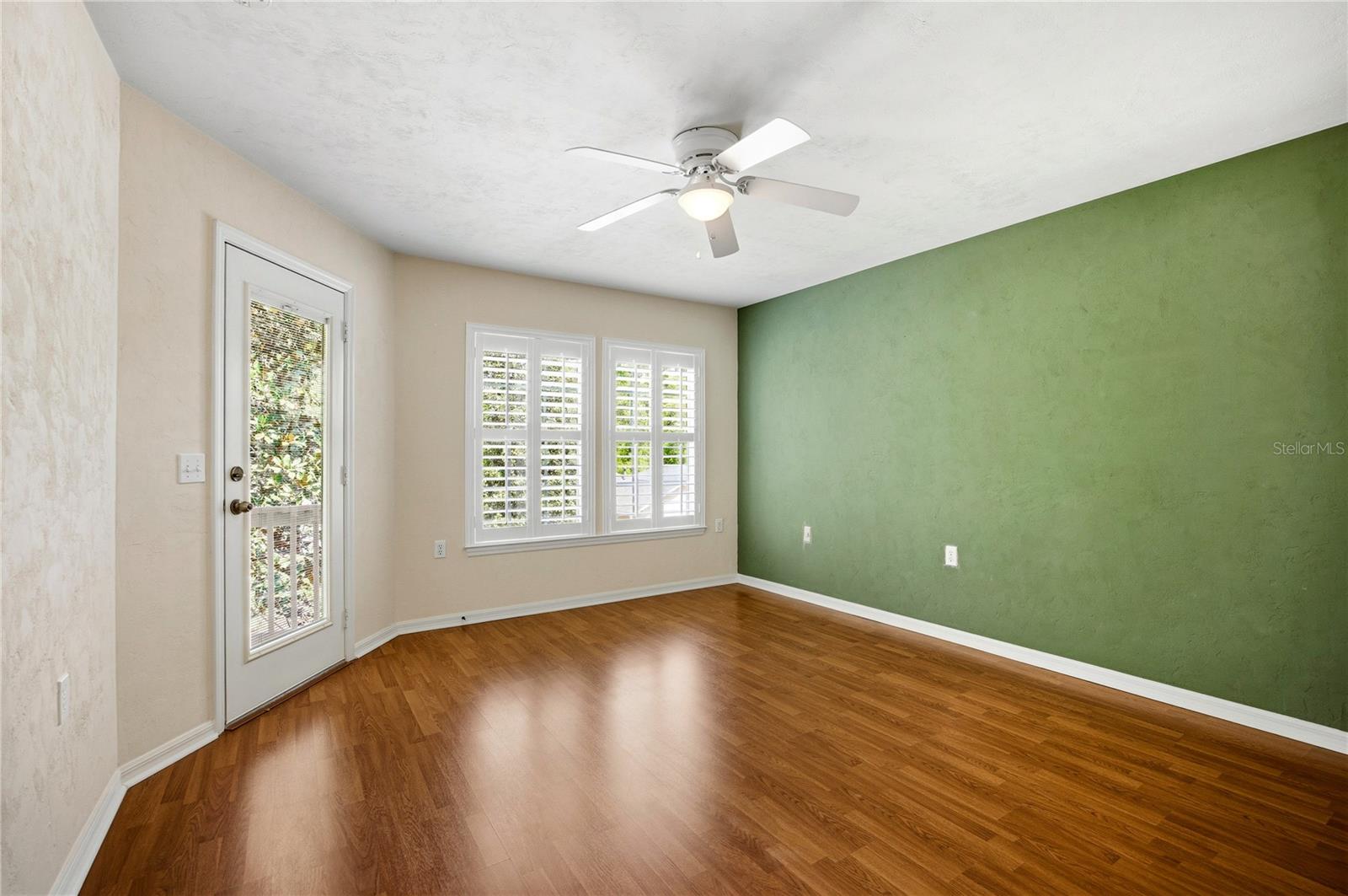 Image 31 of 58 For 11685 19th Place