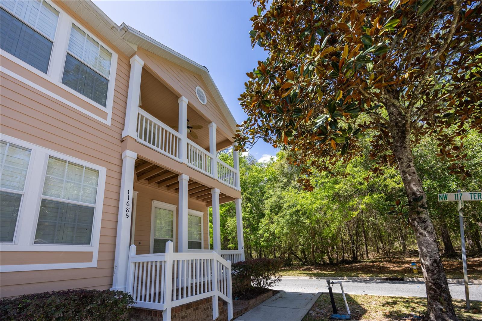 Image 8 of 58 For 11685 19th Place