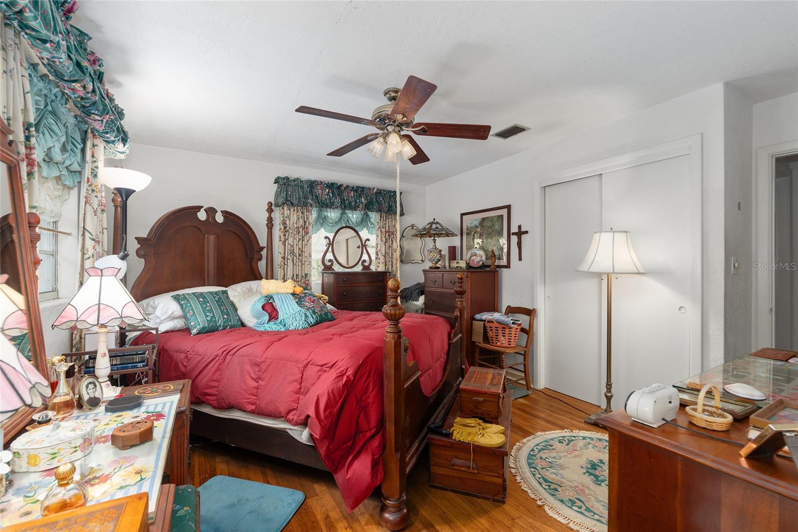 Image 29 of 49 For 3710 22nd Place