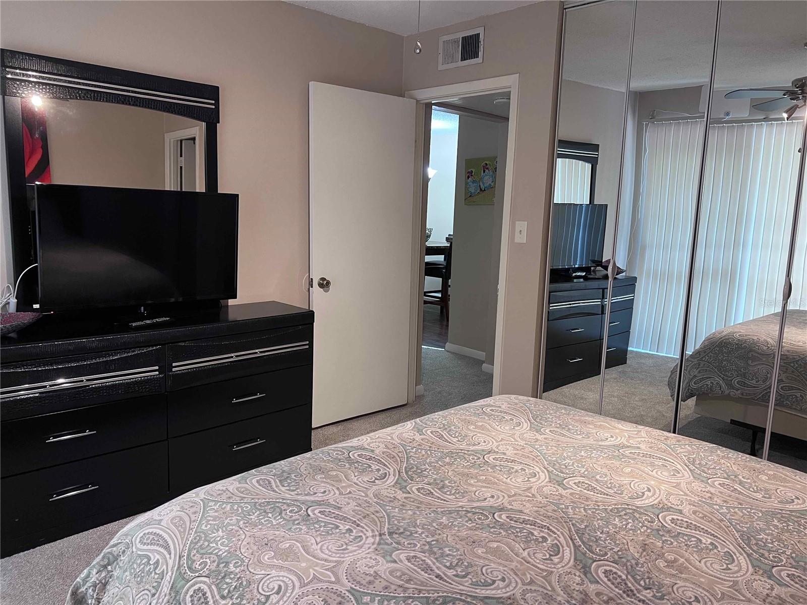 Image 17 of 18 For 1700 16th Court C26