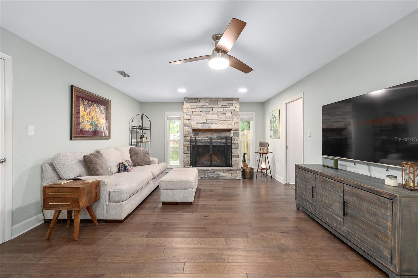 Image 16 of 56 For 2605 100th Street