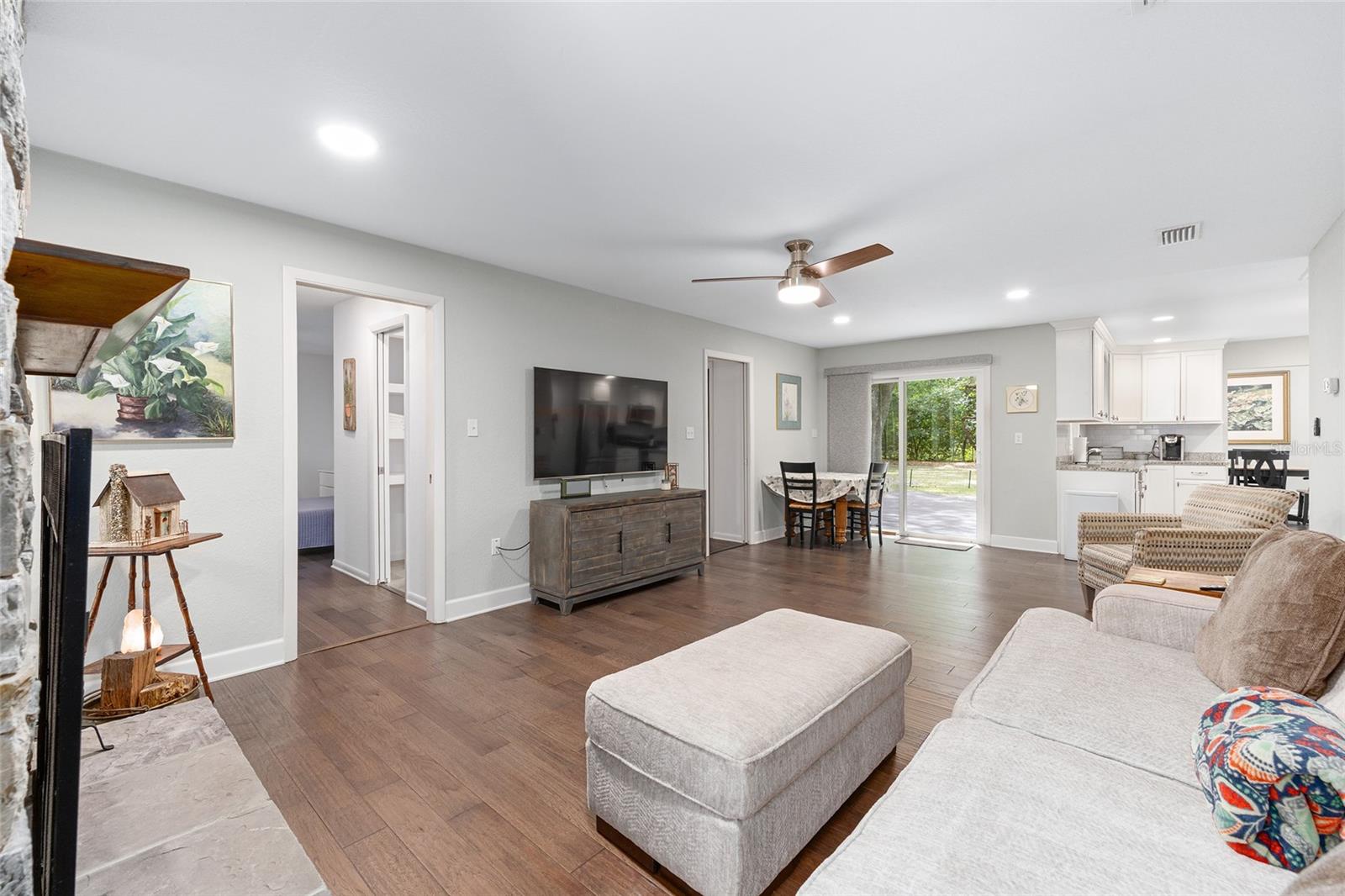 Image 17 of 56 For 2605 100th Street