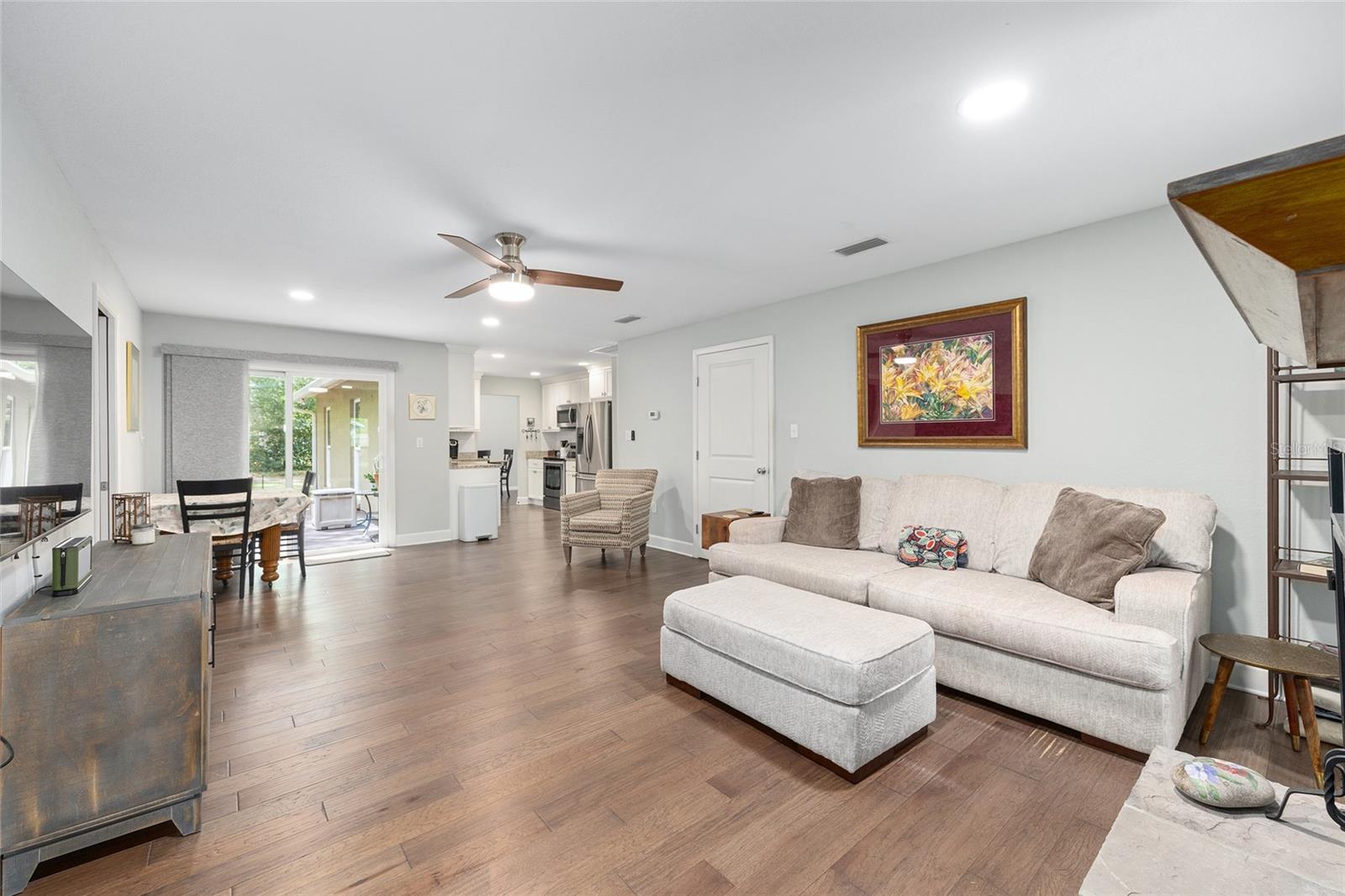 Image 18 of 56 For 2605 100th Street