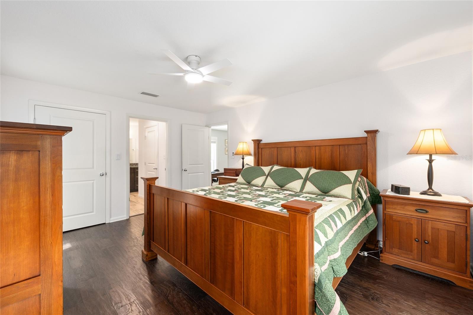 Image 21 of 56 For 2605 100th Street