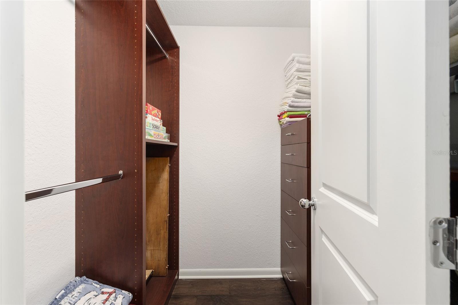 Image 27 of 56 For 2605 100th Street