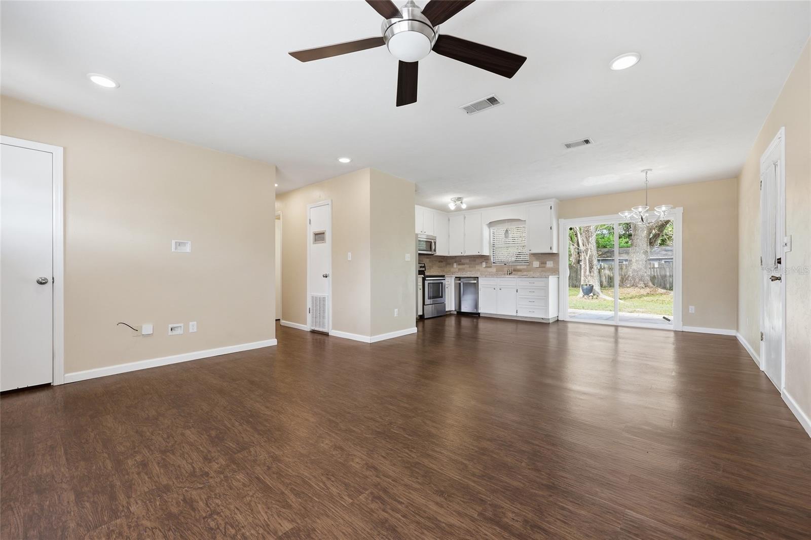 Image 7 of 25 For 6624 28th Terrace