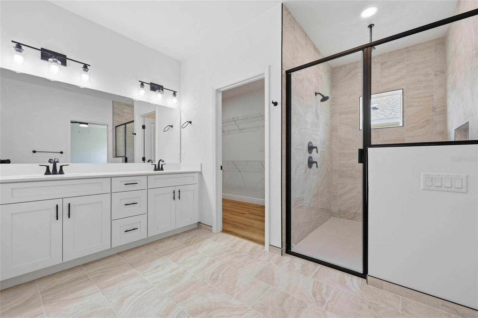 Image 12 of 30 For 6710 10th Lane