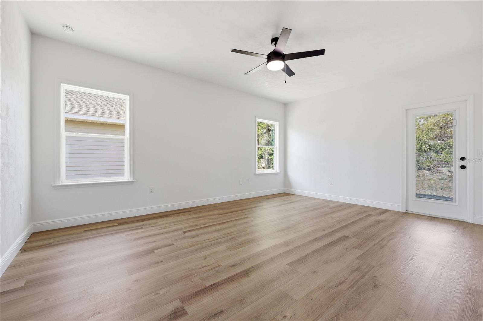 Image 19 of 30 For 6710 10th Lane