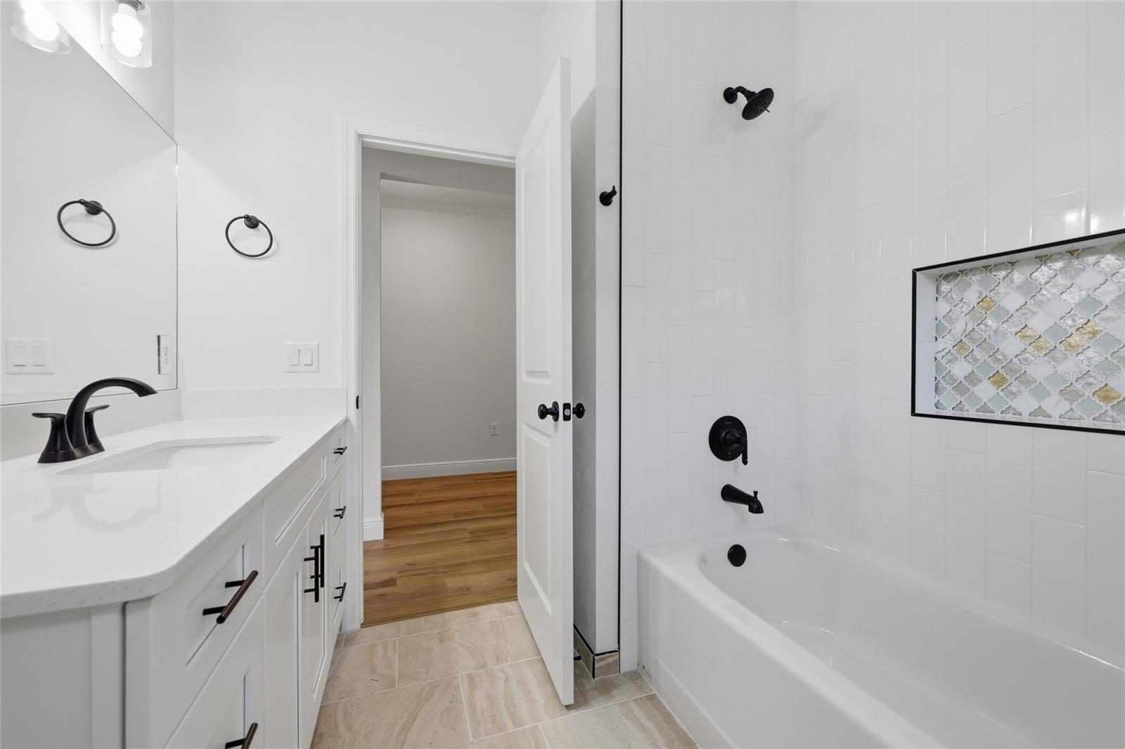 Image 21 of 30 For 6710 10th Lane