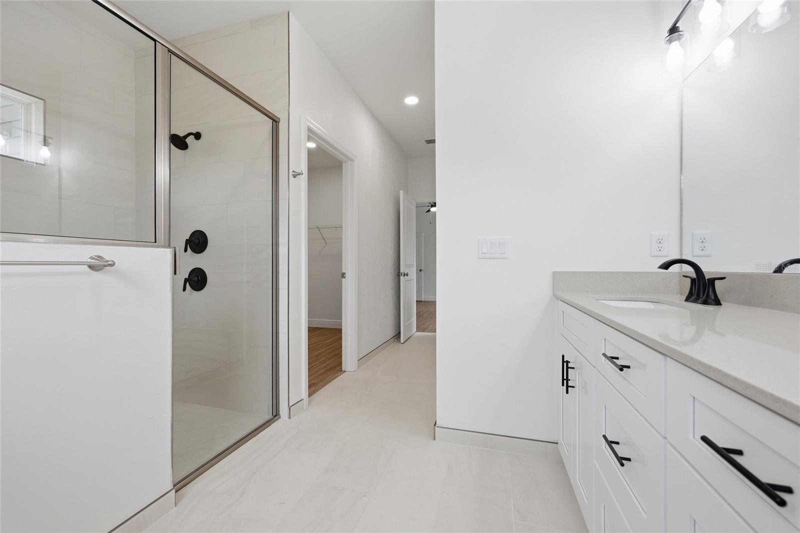 Image 12 of 24 For 6735 10th Lane