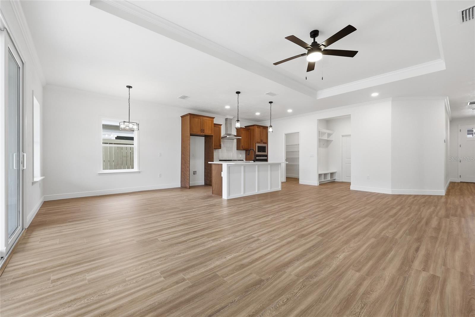 Image 6 of 24 For 6735 10th Lane