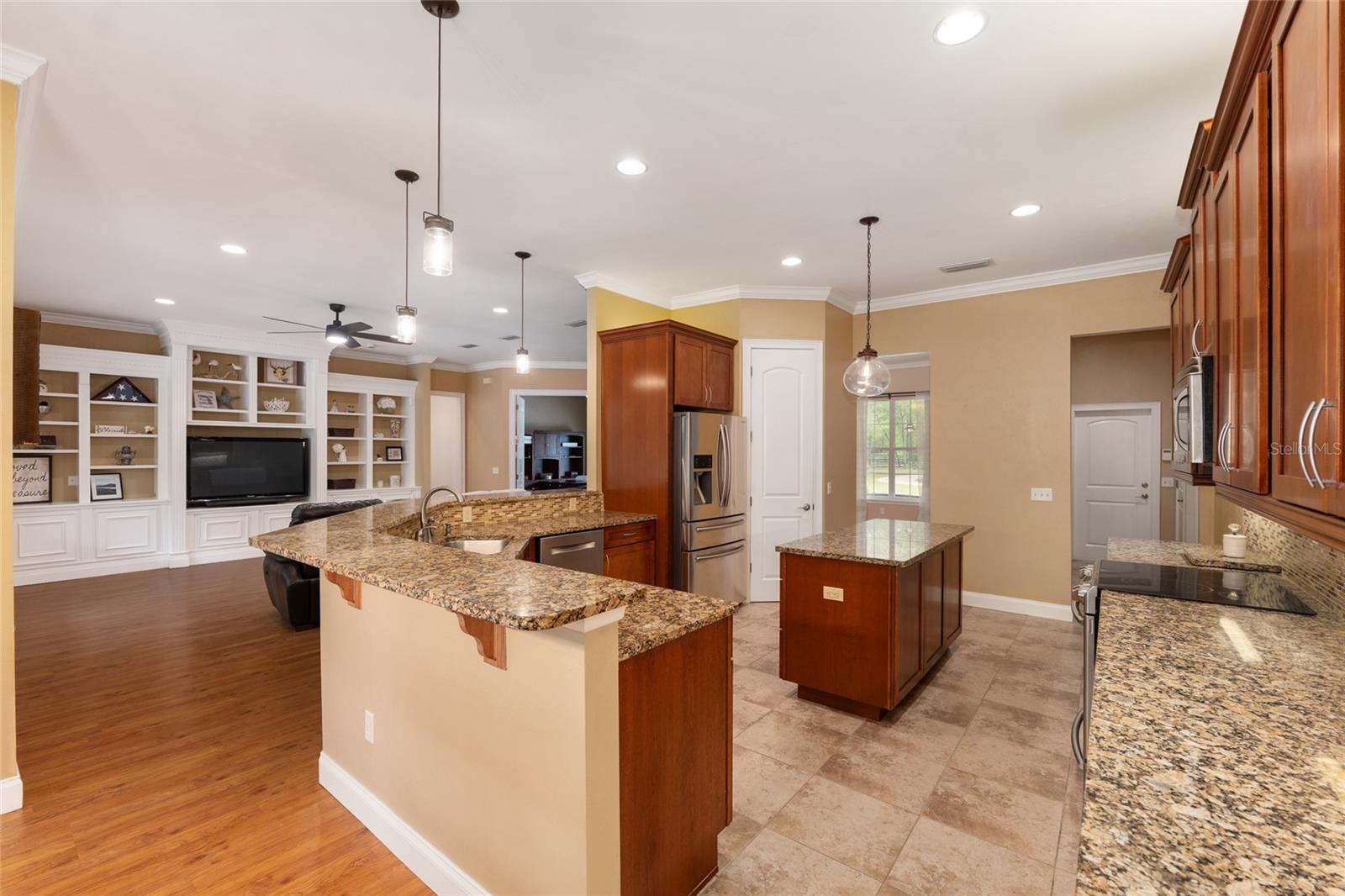 Image 24 of 94 For 4318 182nd Drive