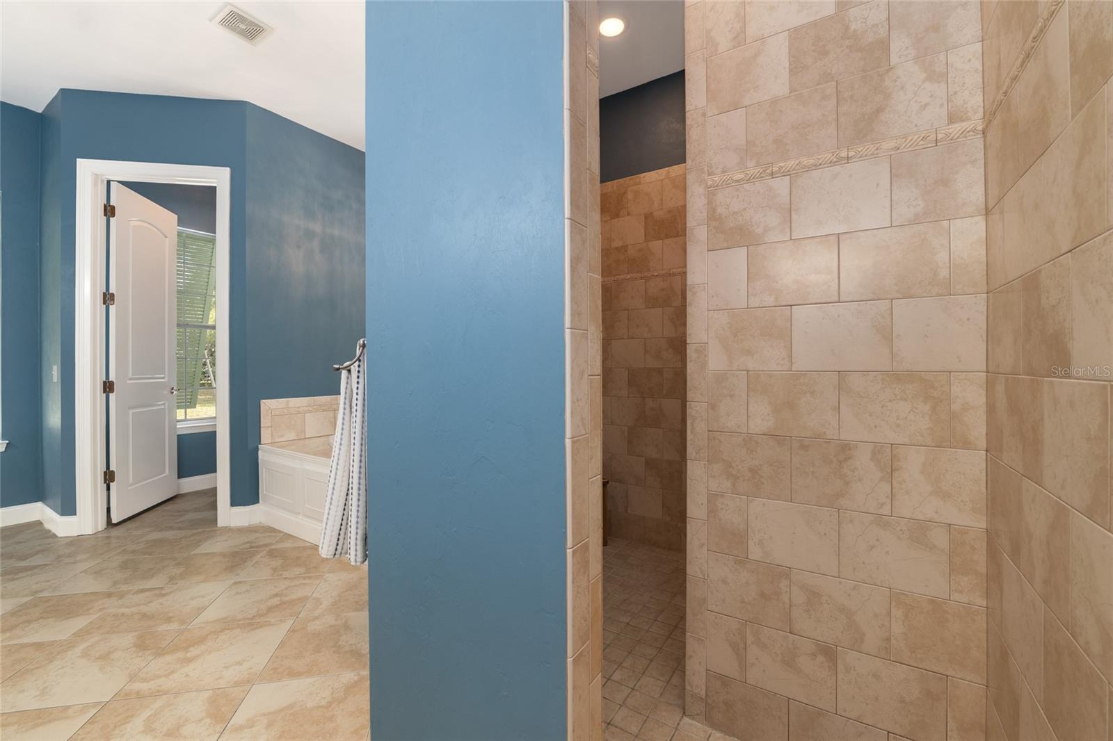 Image 41 of 94 For 4318 182nd Drive