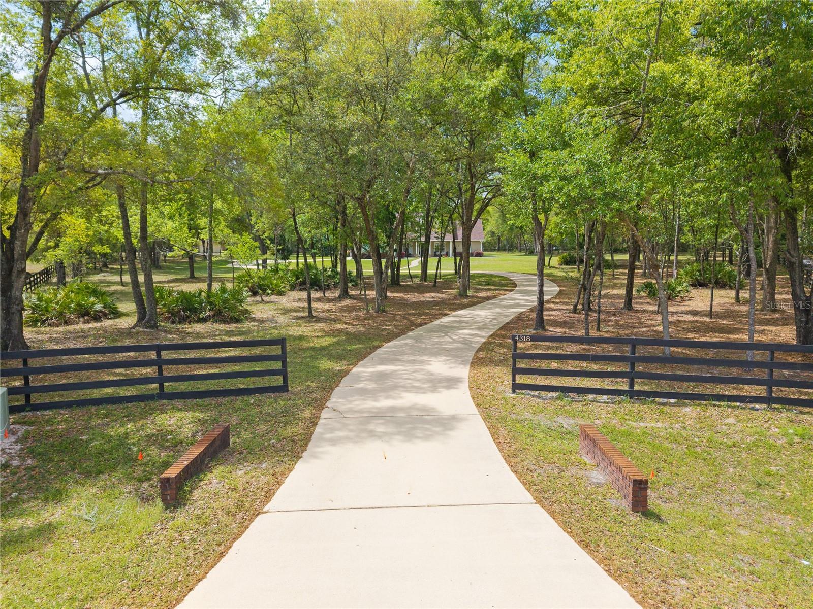 Image 90 of 94 For 4318 182nd Drive