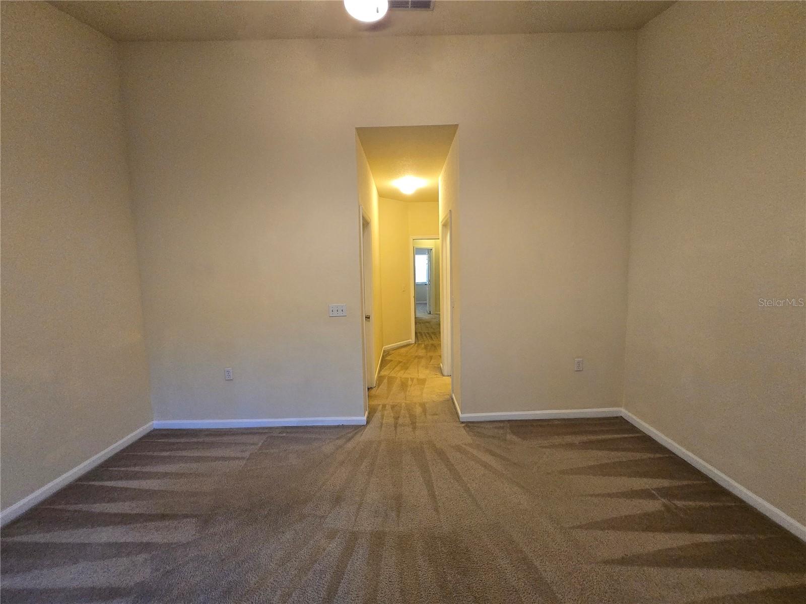 Image 21 of 33 For 5008 44th Lane 103