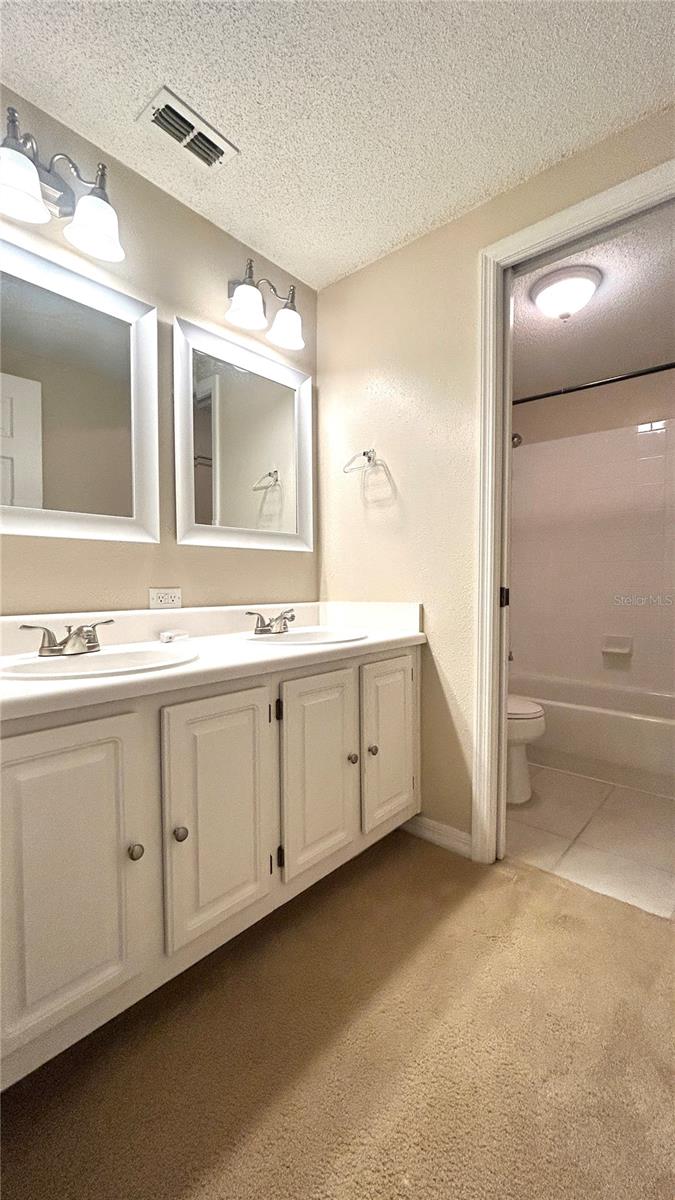 Image 13 of 24 For 10000 52nd Avenue 7