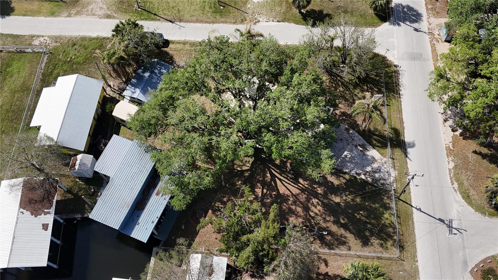 Image 13 of 37 For 249 228 Street