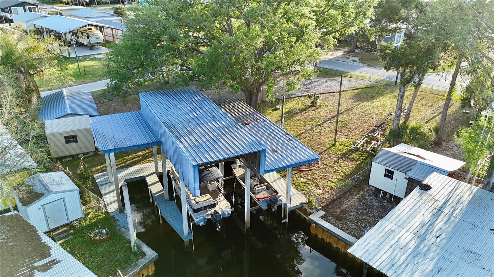 Image 25 of 37 For 249 228 Street