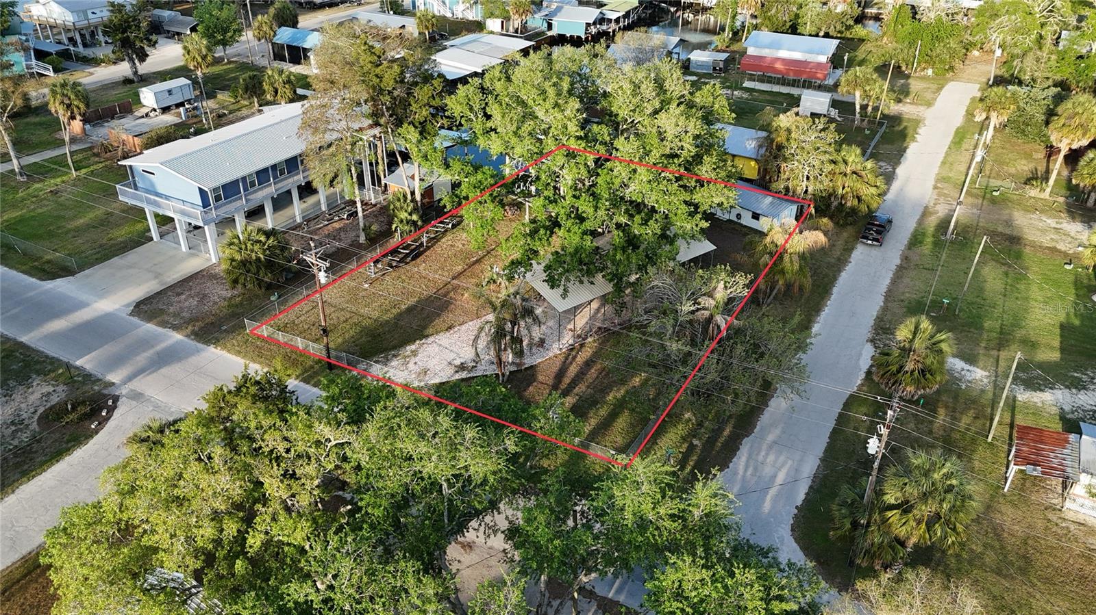 Image 5 of 37 For 249 228 Street