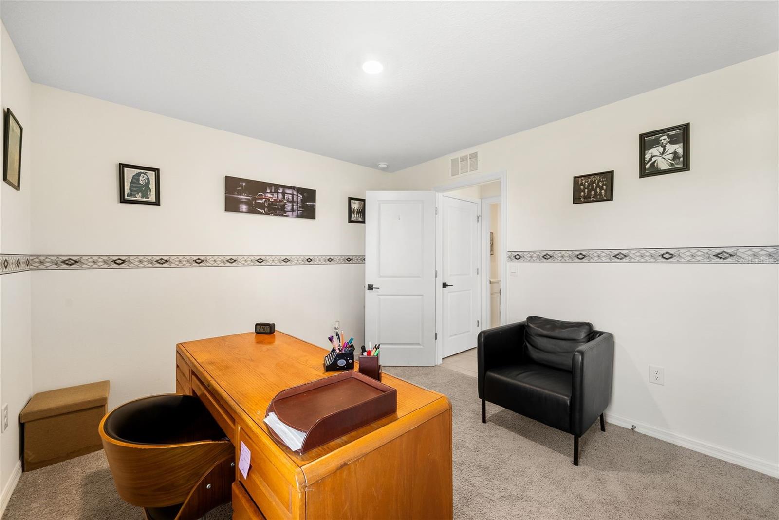 Image 11 of 32 For 24672 11th Place