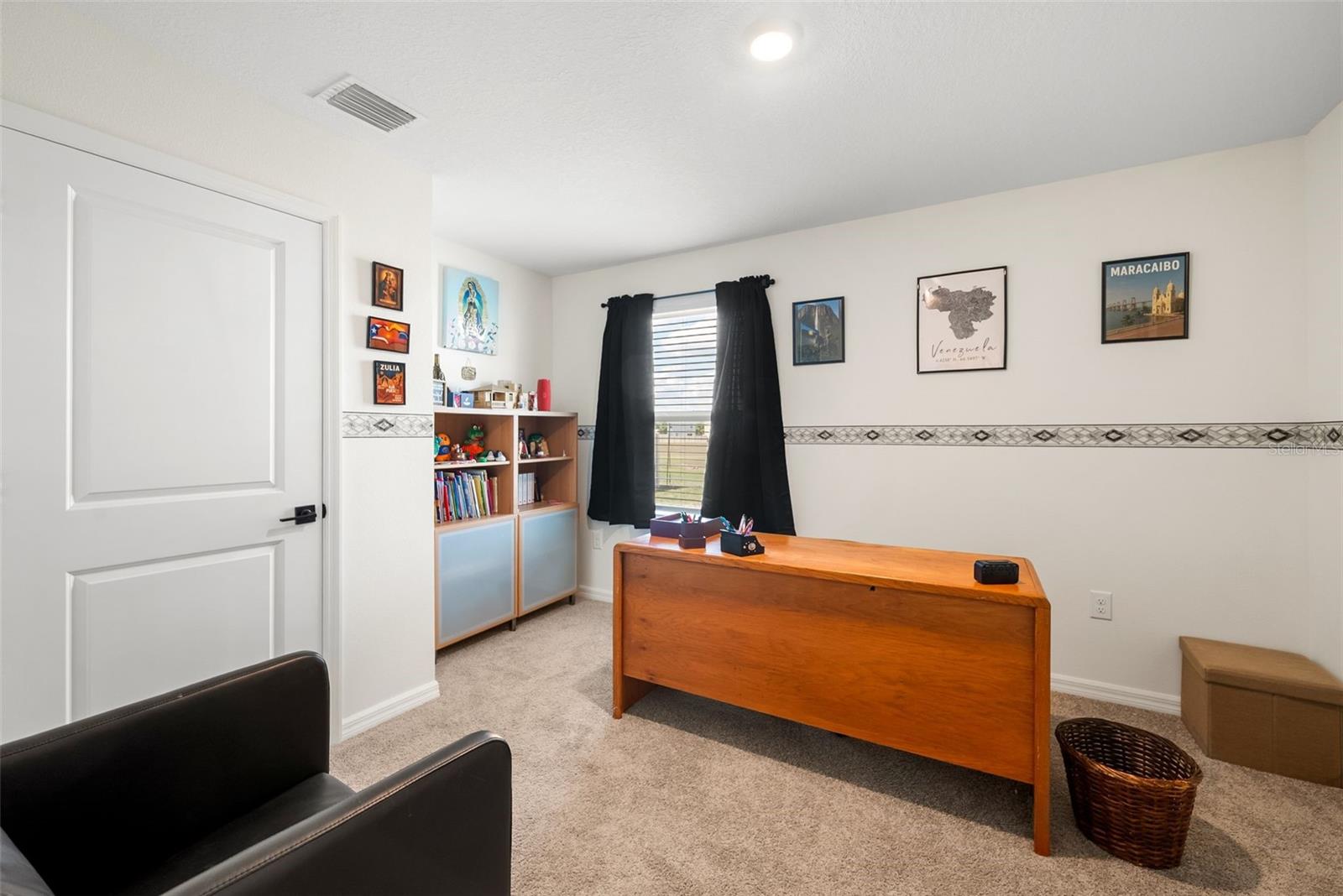 Image 12 of 32 For 24672 11th Place