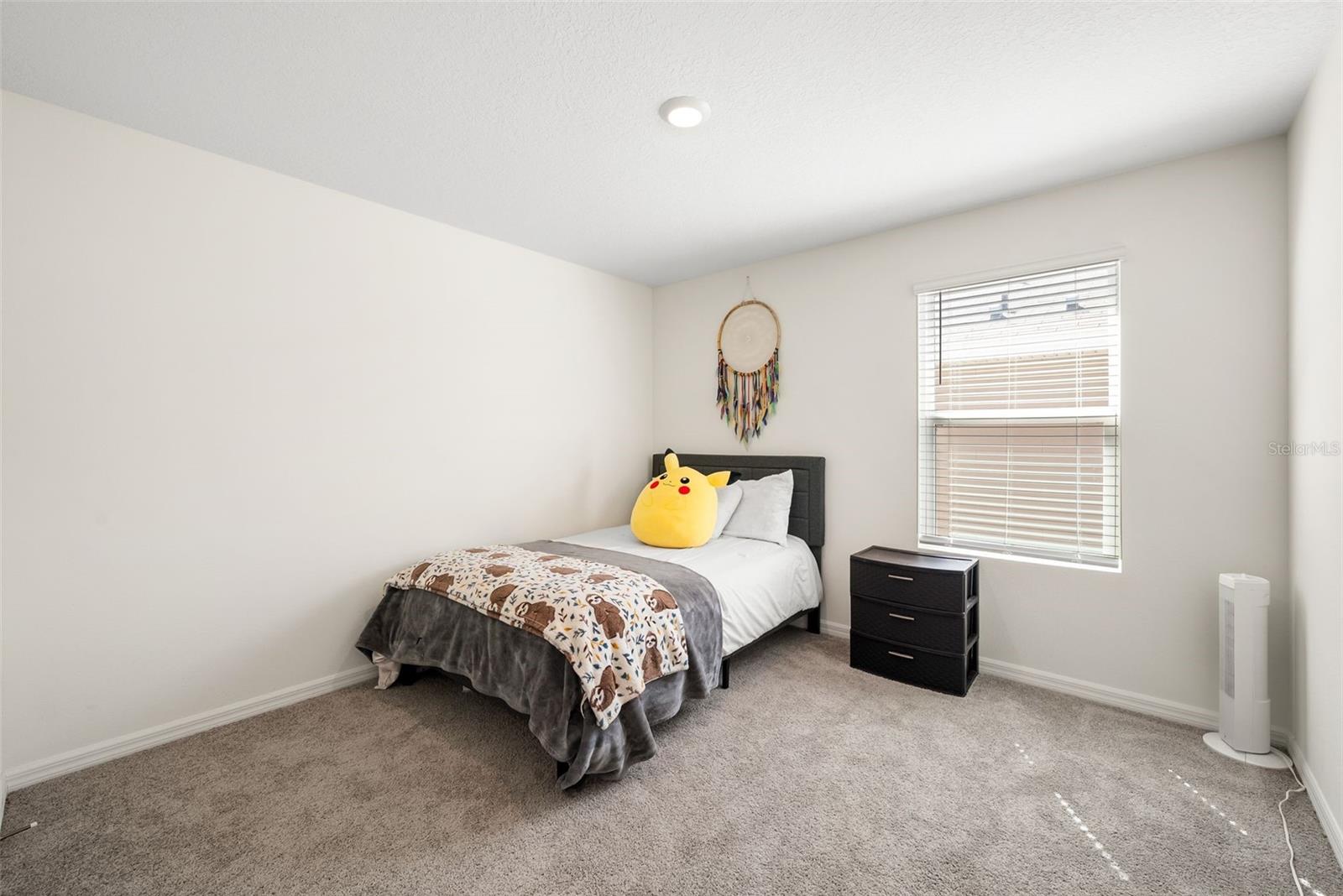 Image 20 of 32 For 24672 11th Place