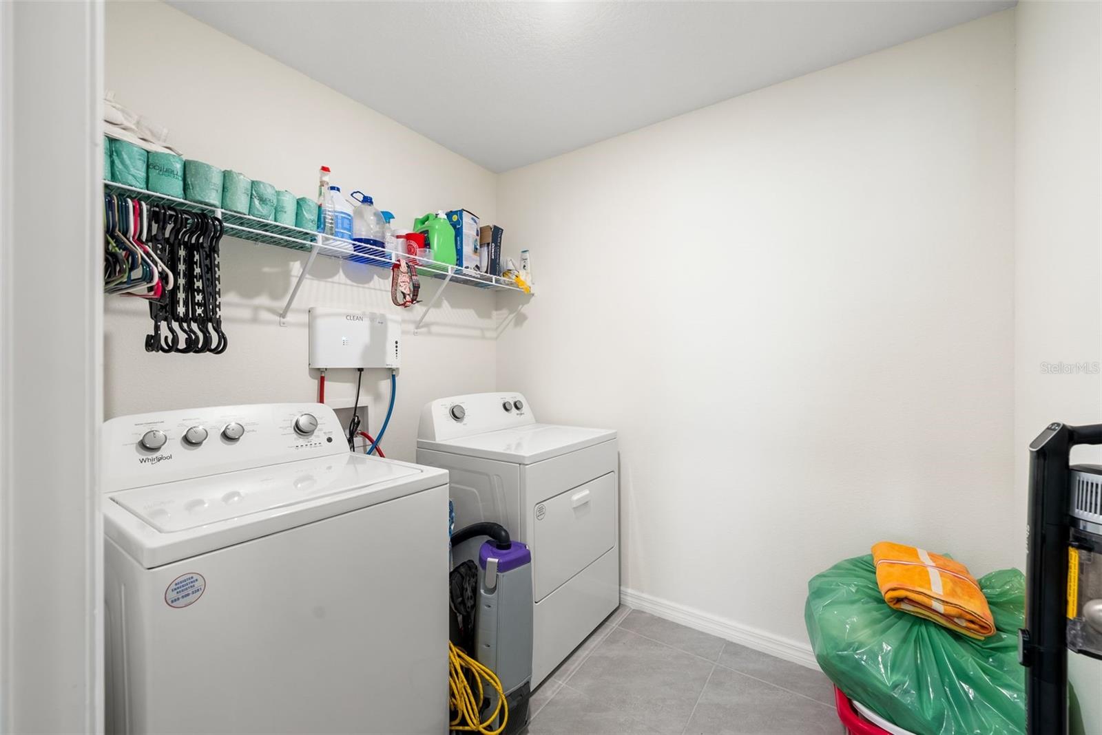 Image 22 of 32 For 24672 11th Place