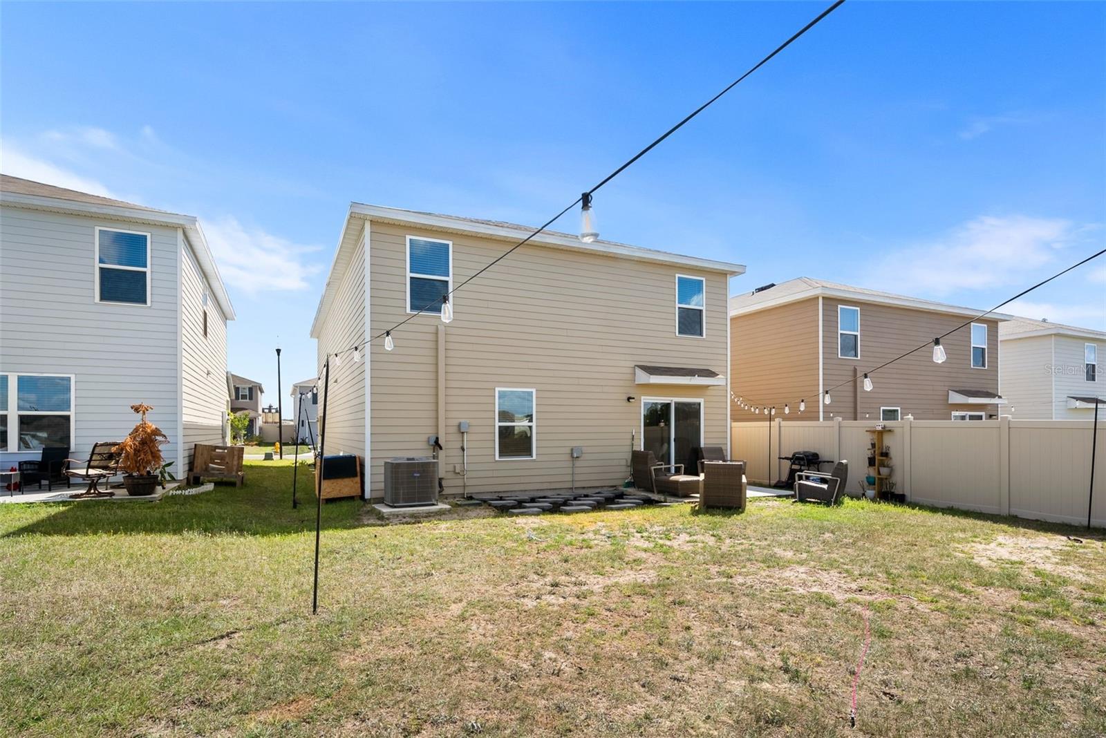 Image 29 of 32 For 24672 11th Place