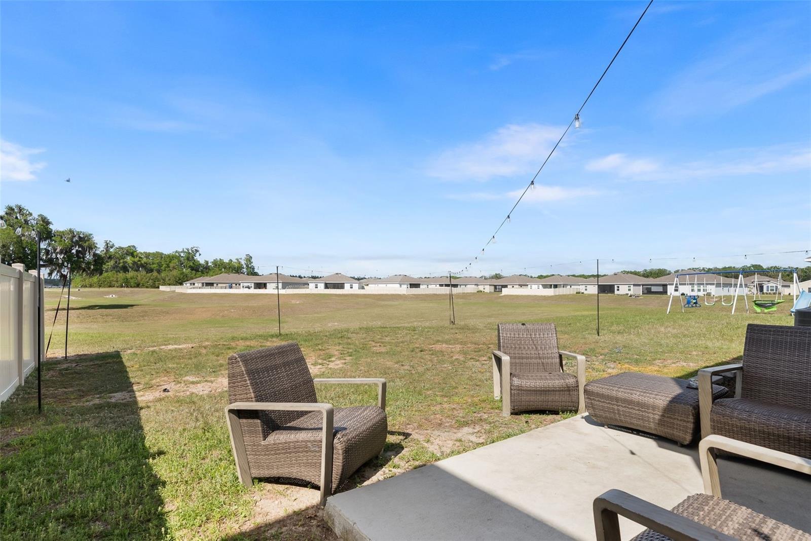 Image 32 of 32 For 24672 11th Place