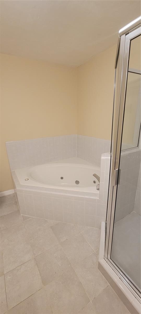 Image 28 of 36 For 3760 53rd Road