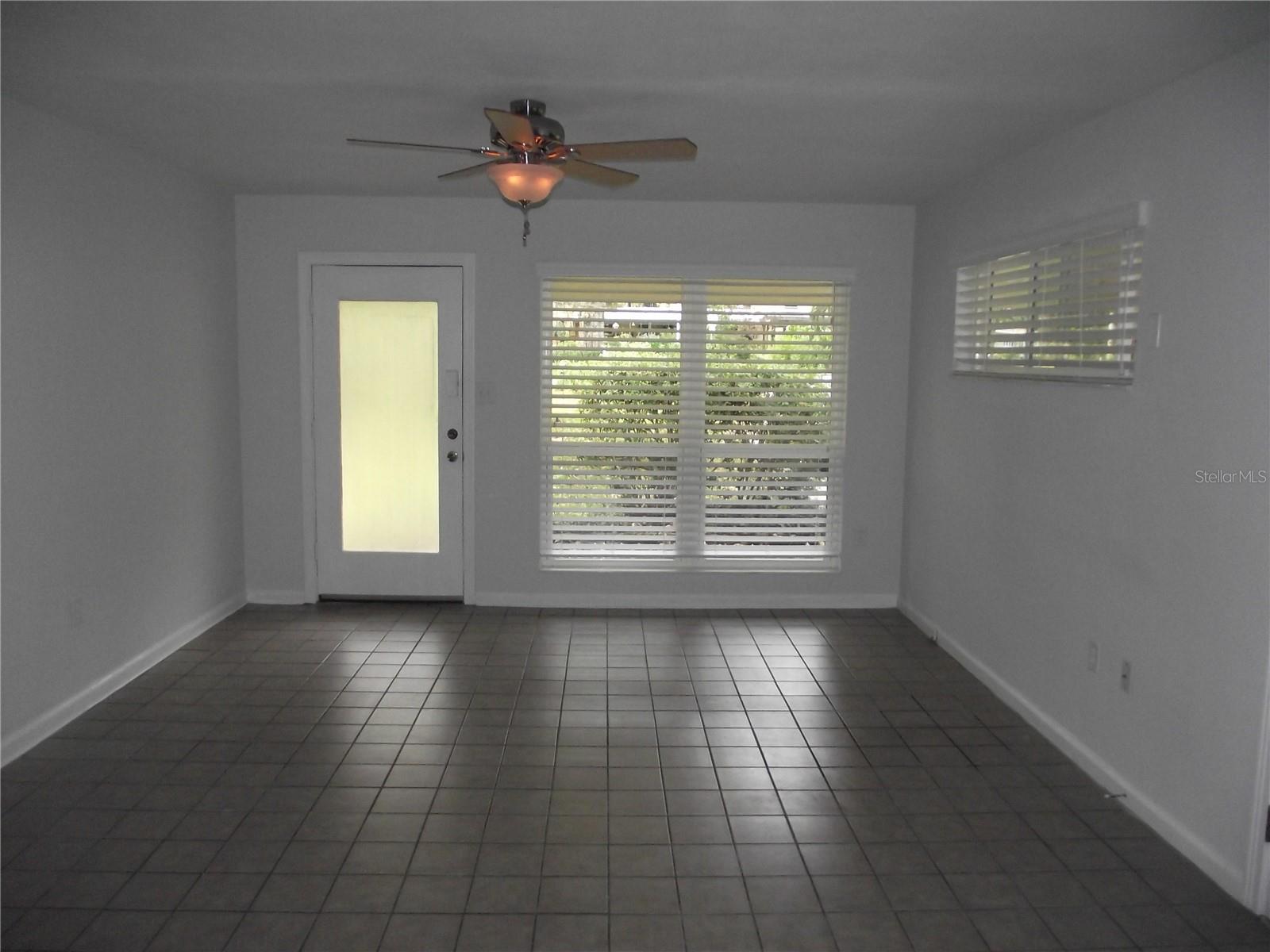 Image 3 of 17 For 413 35th Terrace