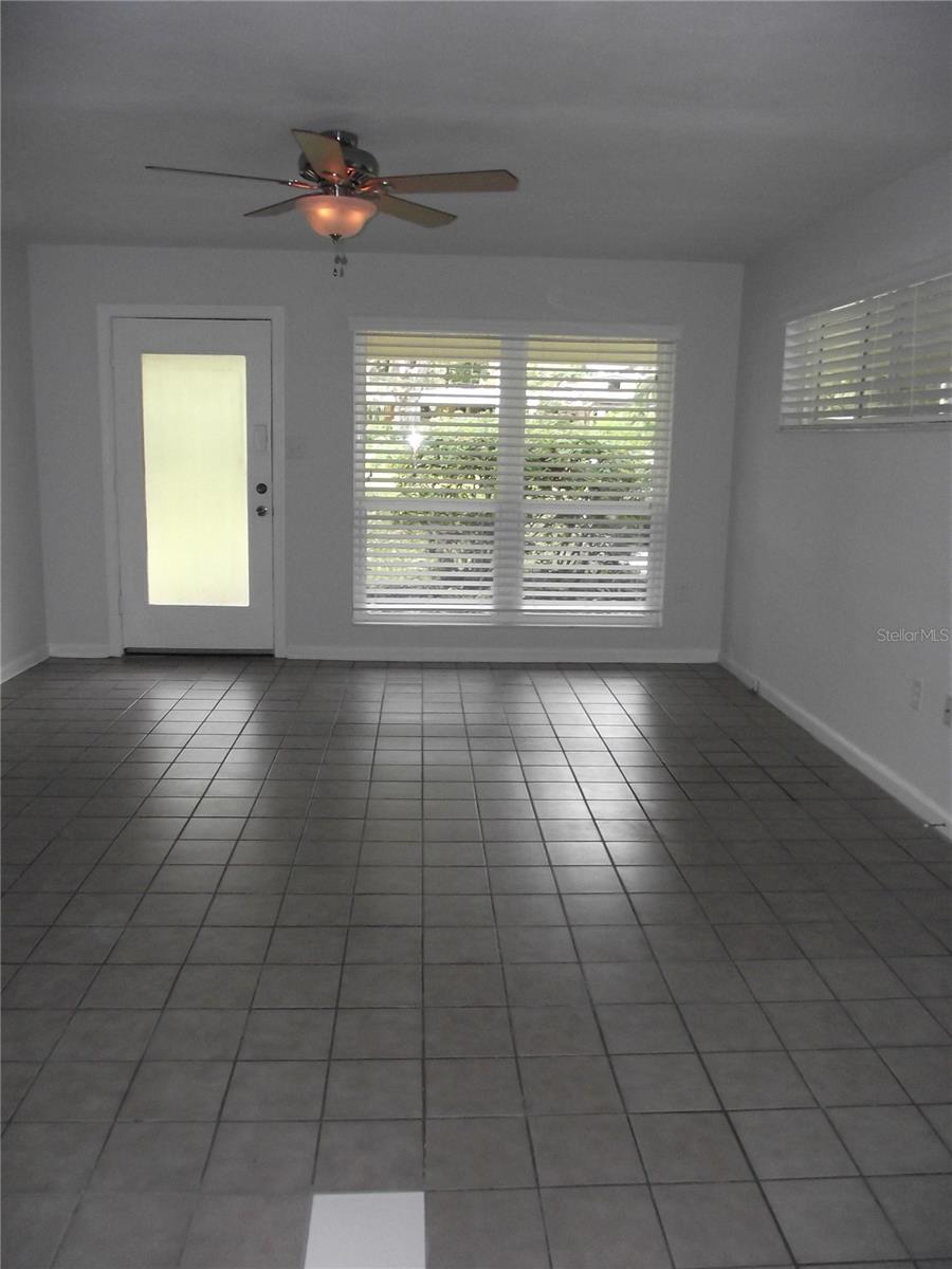 Image 4 of 17 For 413 35th Terrace