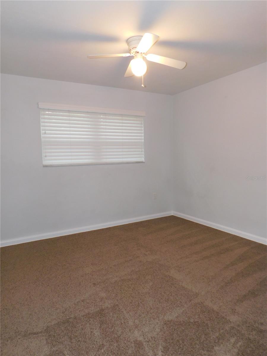 Image 9 of 17 For 413 35th Terrace