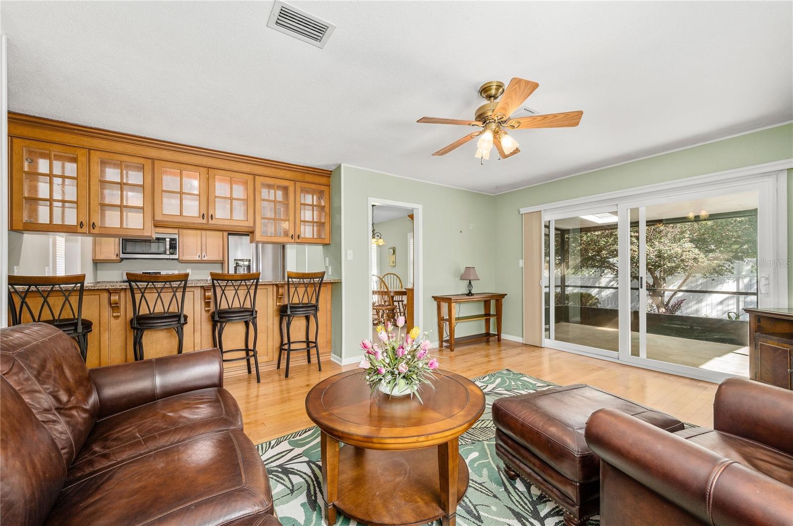 Image 18 of 41 For 2138 30th Place