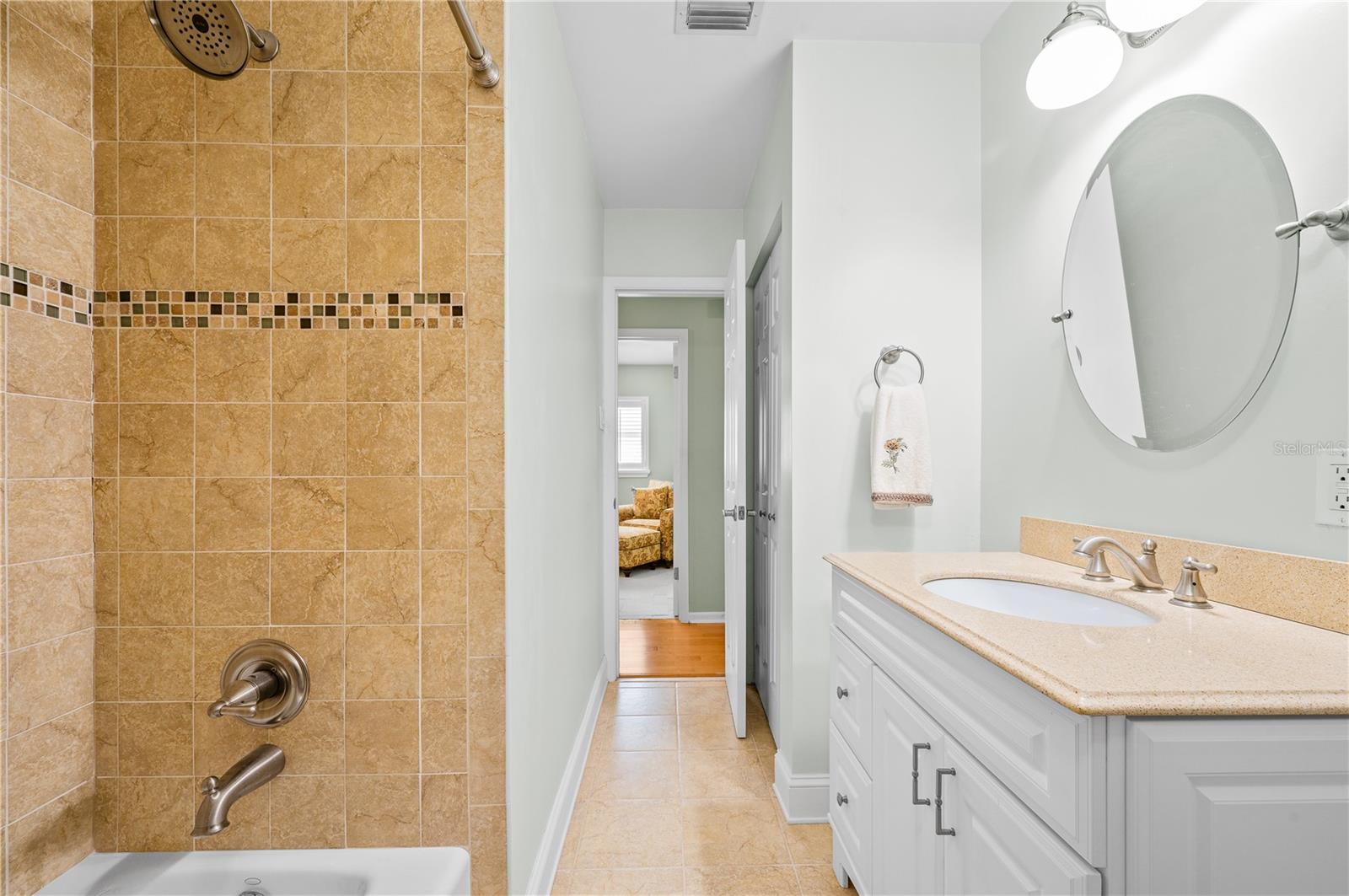 Image 22 of 41 For 2138 30th Place