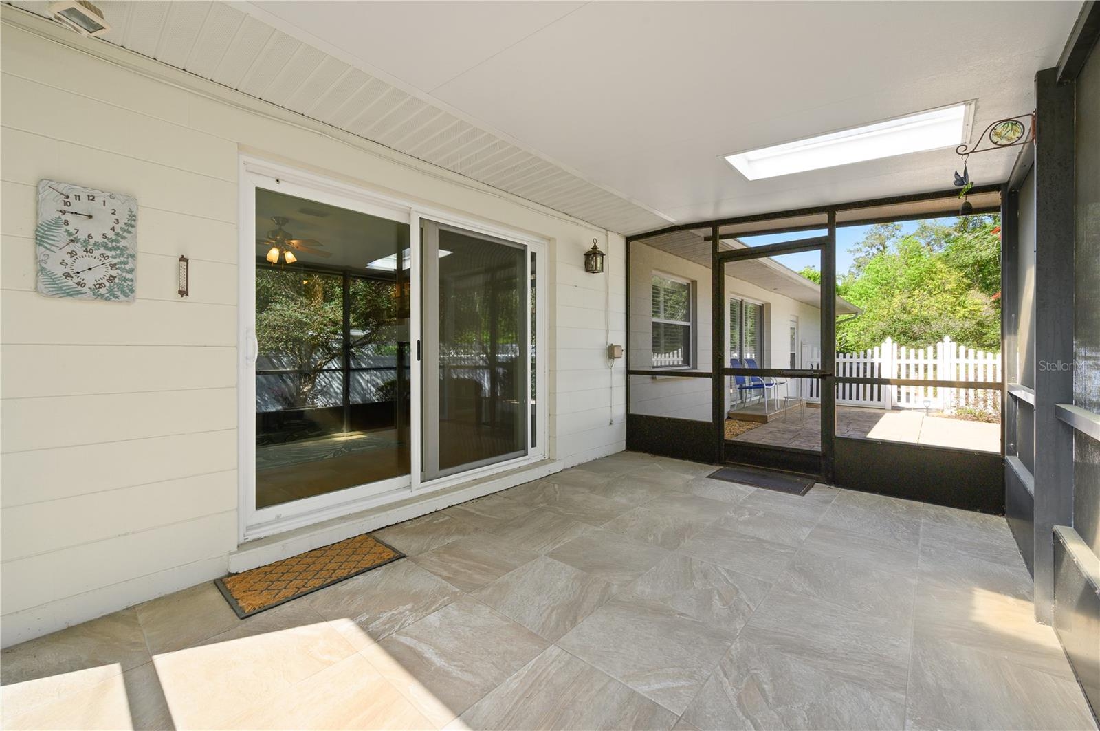 Image 28 of 41 For 2138 30th Place