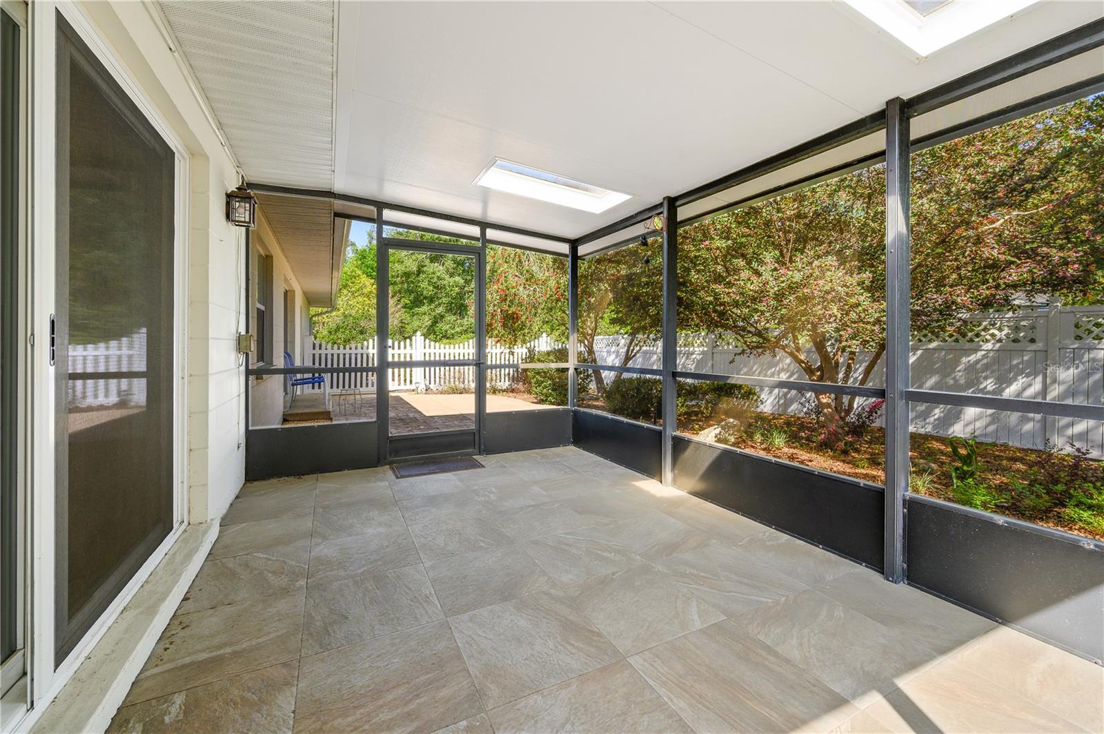 Image 30 of 41 For 2138 30th Place