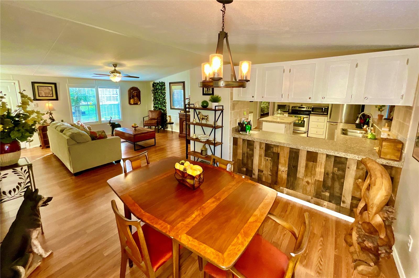 Image 7 of 38 For 129 Crystal Lake Drive