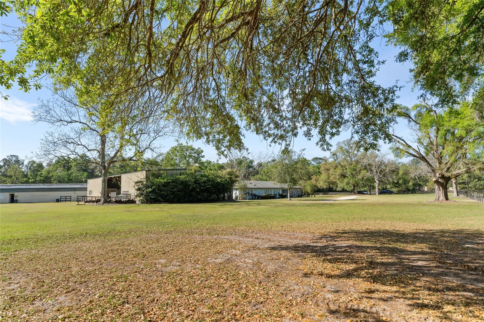 Image 23 of 55 For 16525 5th Place