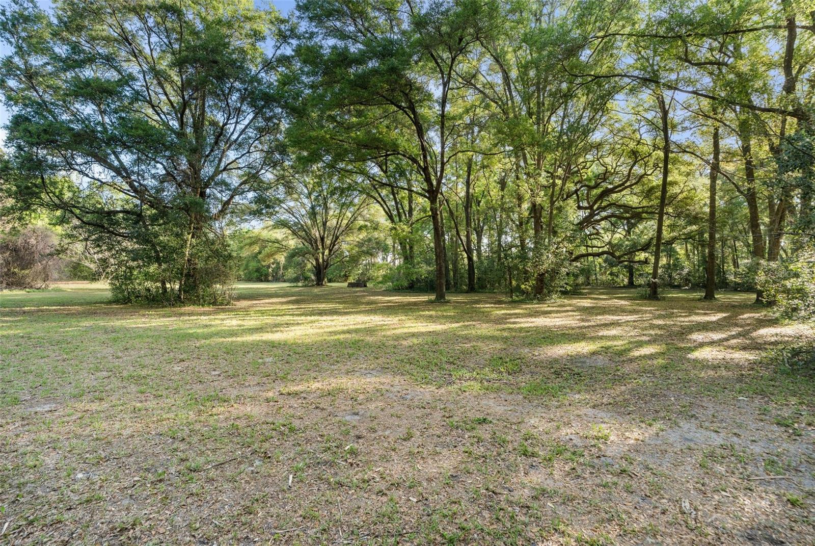 Image 28 of 55 For 16525 5th Place